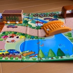 トミカ　ハンディ立体マップ　山へドライブの画像