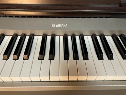 YAMAHA ARIUS ヤマハ アリウス 電子ピアノ 専用のイス付き