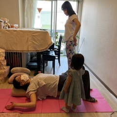 お子様と親御さんのための優しいヨガ − 東京都