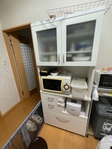ニトリの食器棚