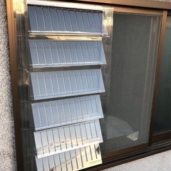 雨を防ぎながら換気換気できます。