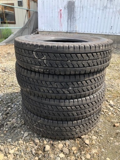 BRIDGESTONE BLIZZAK W979 205/85R16 117/115L LT 4本