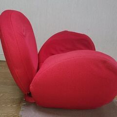 腰痛で購入しました。少し色あせ以外は問題有りません。の画像