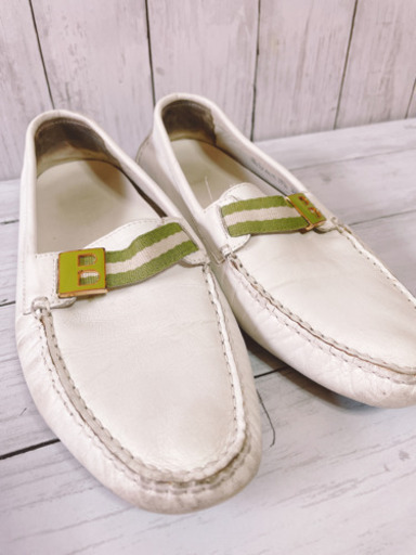 H1084 BALLY バリー　スイス製　ドライビングシューズ　白　ローファー