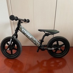 ストライダー　(サドルはダディラボに交換済み)
