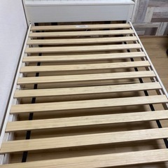 セミダブルベット　ニトリ製品　7月7日までに決まらなかったら捨てます。