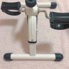 楽々健　ペダルマシン　宅トレ　筋トレ　リハビリの画像