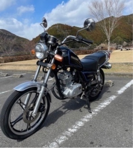 スズキ　GN125