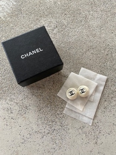 CHANEL イヤリング