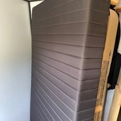 シングルベッドです。
