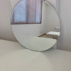 壁掛け鏡の画像
