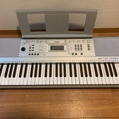電子ピアノ