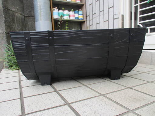 ●１３１　２個セット　樽型　飼育ケース　１８ℓ　大　新品　未使用　オーバーフロー加工　飼育容器　水槽　ビオトープ　メダカ　めだか　水草