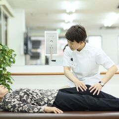 オープニングスタッフ募集！送迎ドライバー(介助)／※業務時間外は自宅待機可能　（コンパスウォーク 南栗橋店）の画像