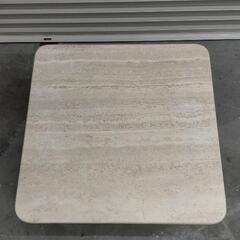 《お取引中》大理石のテーブルの画像