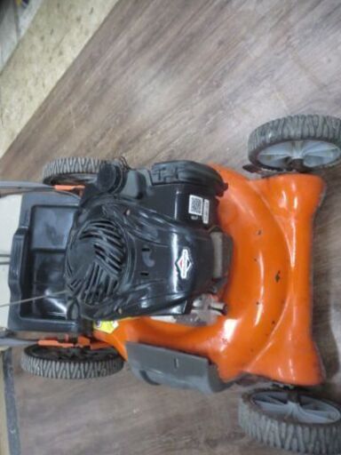 アメリカ製芝刈り機5.5馬力バケット付きハスクバーナー