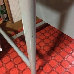 スチール事務机の画像