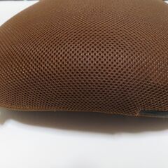 寝ながらゆらゆらすることで手軽に骨盤運動ができる「ゆらこ」の画像