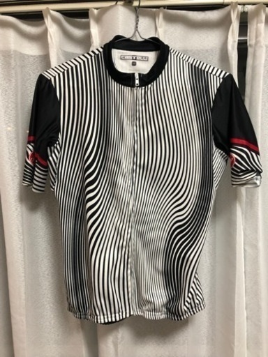 サイクリングジャージ