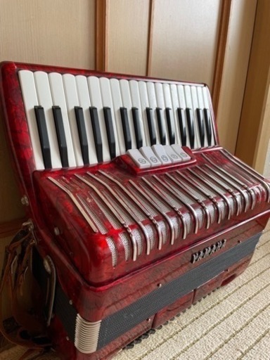 YAMAHA アコーディオン　YA-80 赤