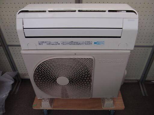 2015年製　東芝　ルームエアコン　RAS-405SR（W)　14畳程度■　100V