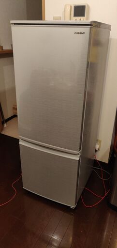 シャープ　冷蔵庫