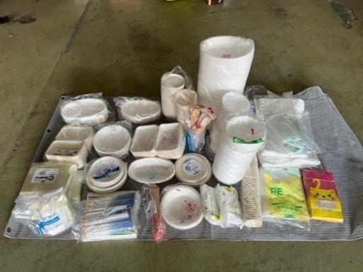 キャンプ　イベント　集まりに　容器など　いろいろ