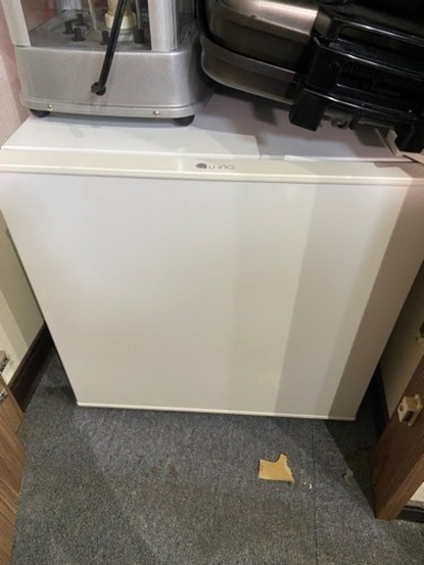 【一旦〆ます】未使用品　小型冷蔵庫（ビジホによくあるやつです）