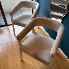 ダイニングチェアの画像