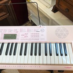 CASIO カシオ LK-115 光ナビゲーション 電子キーボード 61鍵 ピンク 電子ピアノ アダプター/譜面台/スタンド付き★買取帝国 志木店の画像