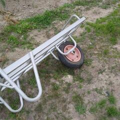 一輪車　運搬　