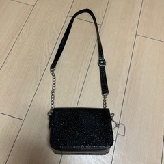 ピンクラテバッグの画像