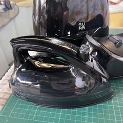 男前アイロンコードレススチームアイロンSI-311Lの画像