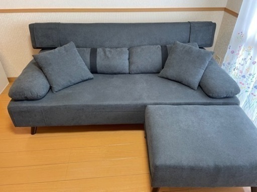 美品　3人掛けソファーベッド