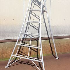 三脚脚立　脚立　2ｍ40ｃｍ