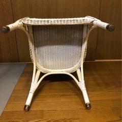 ロイドルーム　チェア　肘掛けいすの画像