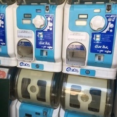 ガチャガチャ2段が2台の画像