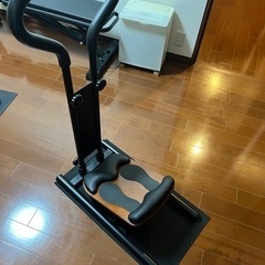 ストレッチ&エイクサイズ　マシーン
