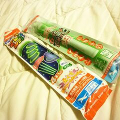 ルミカ光るブレスレット６袋と６インチスティックライト５本の（この商品は他の値引き対象外商品複数同時購入で半額にします）（管理A-6)の画像