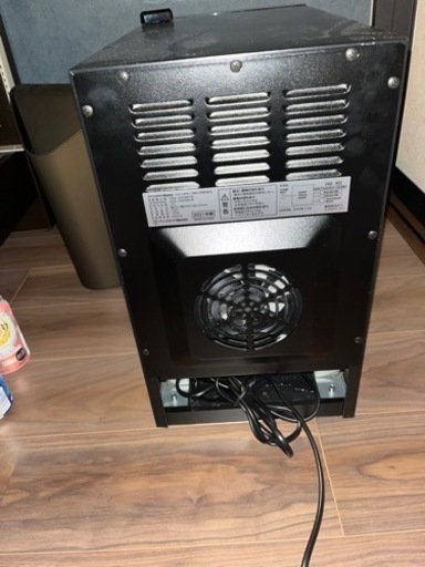 ワインセラー　ほぼ新品