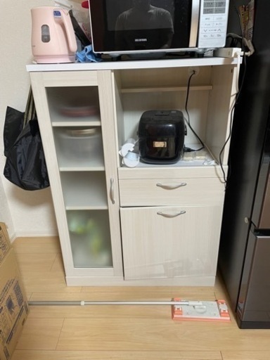 食器棚