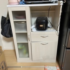 食器棚