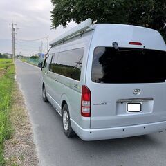 ハイエースキャンピングワイドハイルーフ車検付きシンクコンロ冷蔵庫の画像
