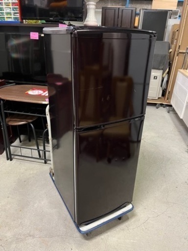 激安!! 2ドア冷蔵庫 AQUA 137L 上段冷凍 AQR-141B 2013年