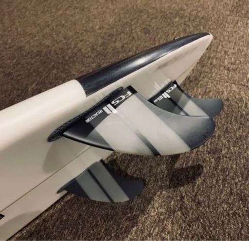中古 DAN TAYLOR 6'0 F1モデル フィン付き