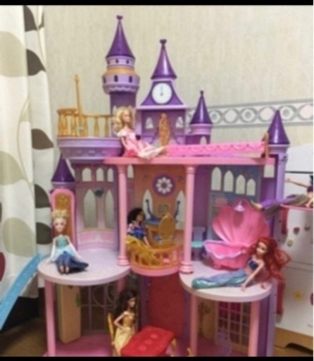 大幅値下げ?ディズニープリンセス大きなお城