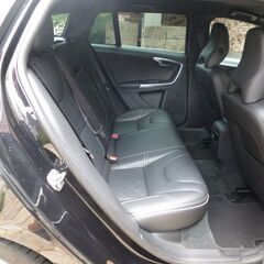 検査5年3月V60 T4 Rデザイン 後期型 液晶メーター/アダプティブクルーズ/ブラックレザー/純正ナビ/Bluetooth/地デジ/バックカメラ/記録簿/ETCの画像