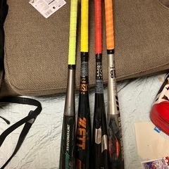 一般軟式バット4本セット‼️の画像