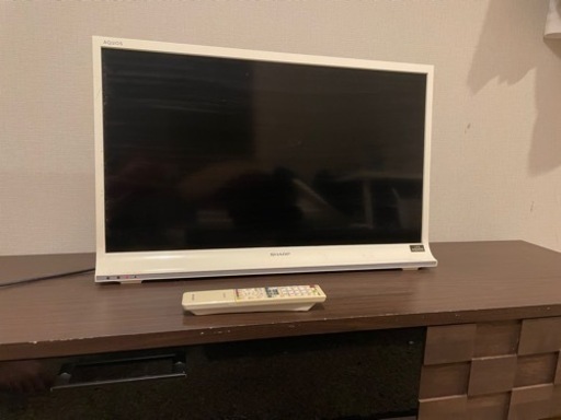 SHARP テレビ　32V型ワイド　ホワイト