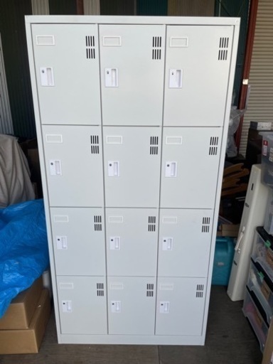②スチールロッカー 12人用 3列4段 鍵付き 更衣室/脱衣所/更衣室/温泉/エステ/銭湯/ジム/ホテル/オフィス